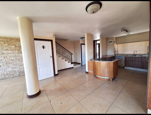3 BEDROOM DUPLEX TO LET IN MORNINGSIDE